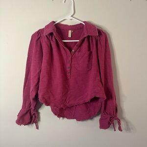 Anthroplogie Women's Pink Button-Up Top